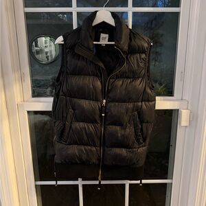 GAP Black Quilted Vest